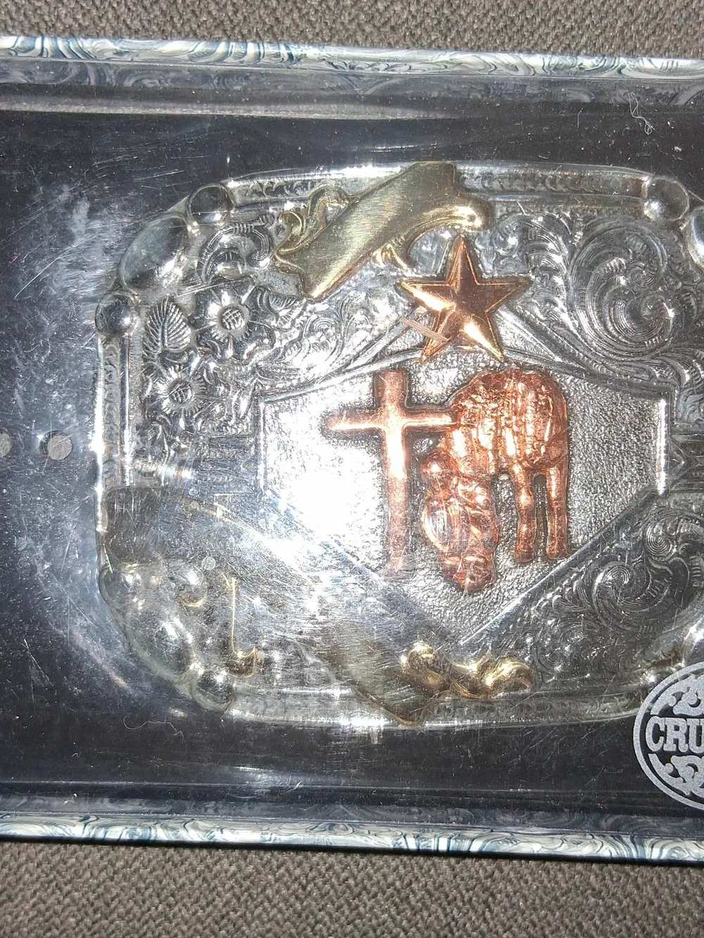 Men's Embossed Metal Belt Buckle with Gold & Copper Accents